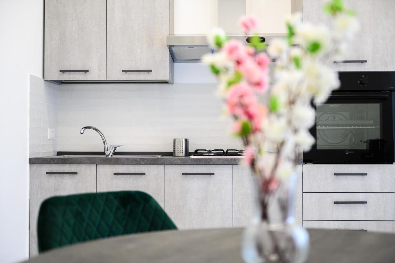 Magical Botanic-Charming Apartment 나폴리 외부 사진